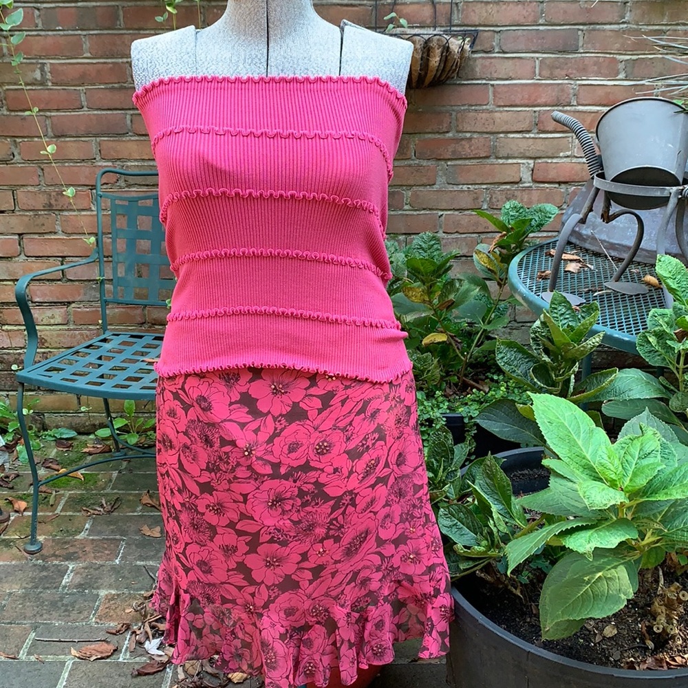 Muse 2 piece strapless outfit in gorgeous pink!